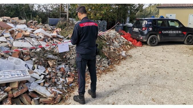 Carabinieri Ariano rifiuti